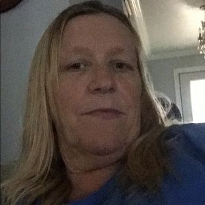 Meet your Posher, Eva